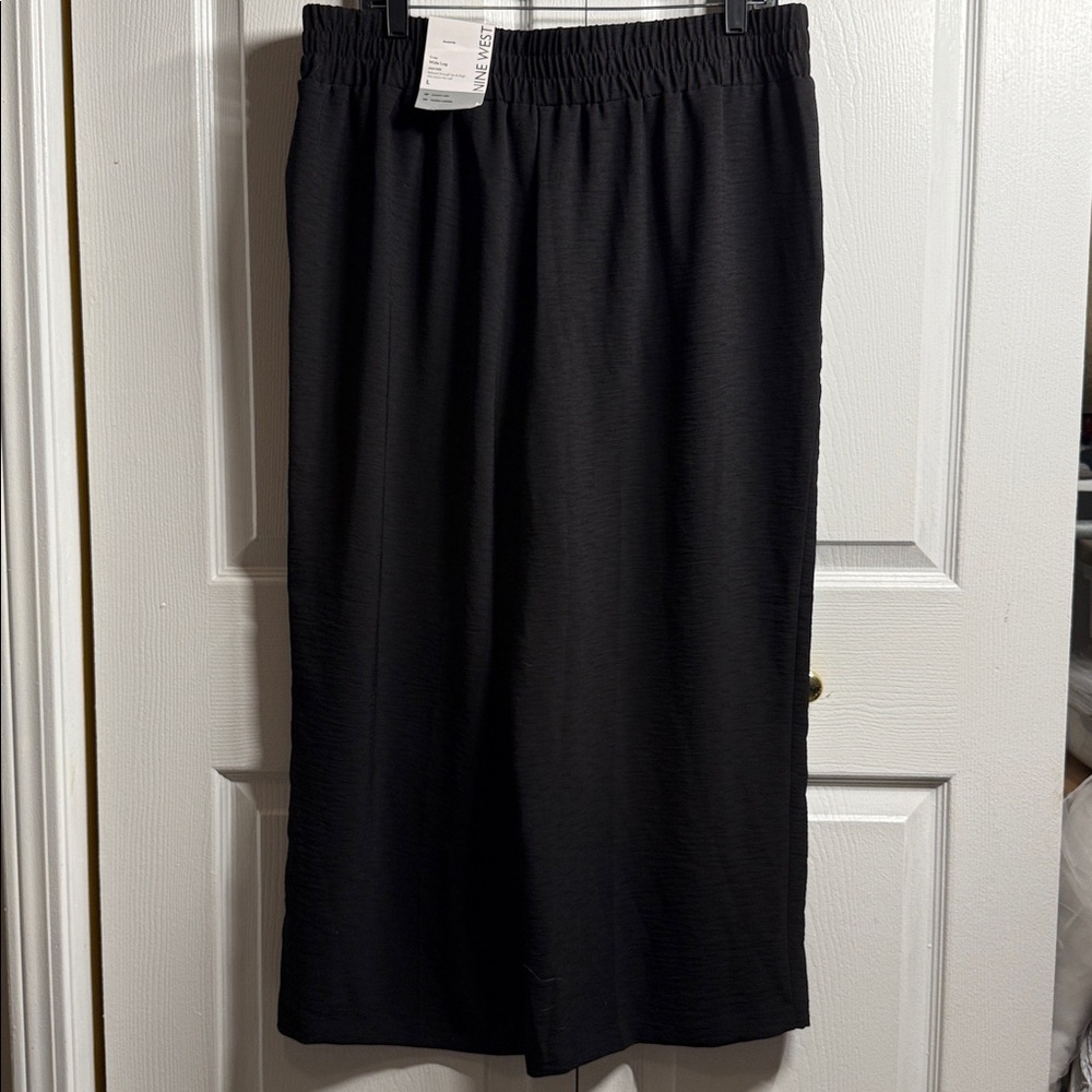 Nine West Black Crop Wide-Leg Pants - Picture 6 of 6